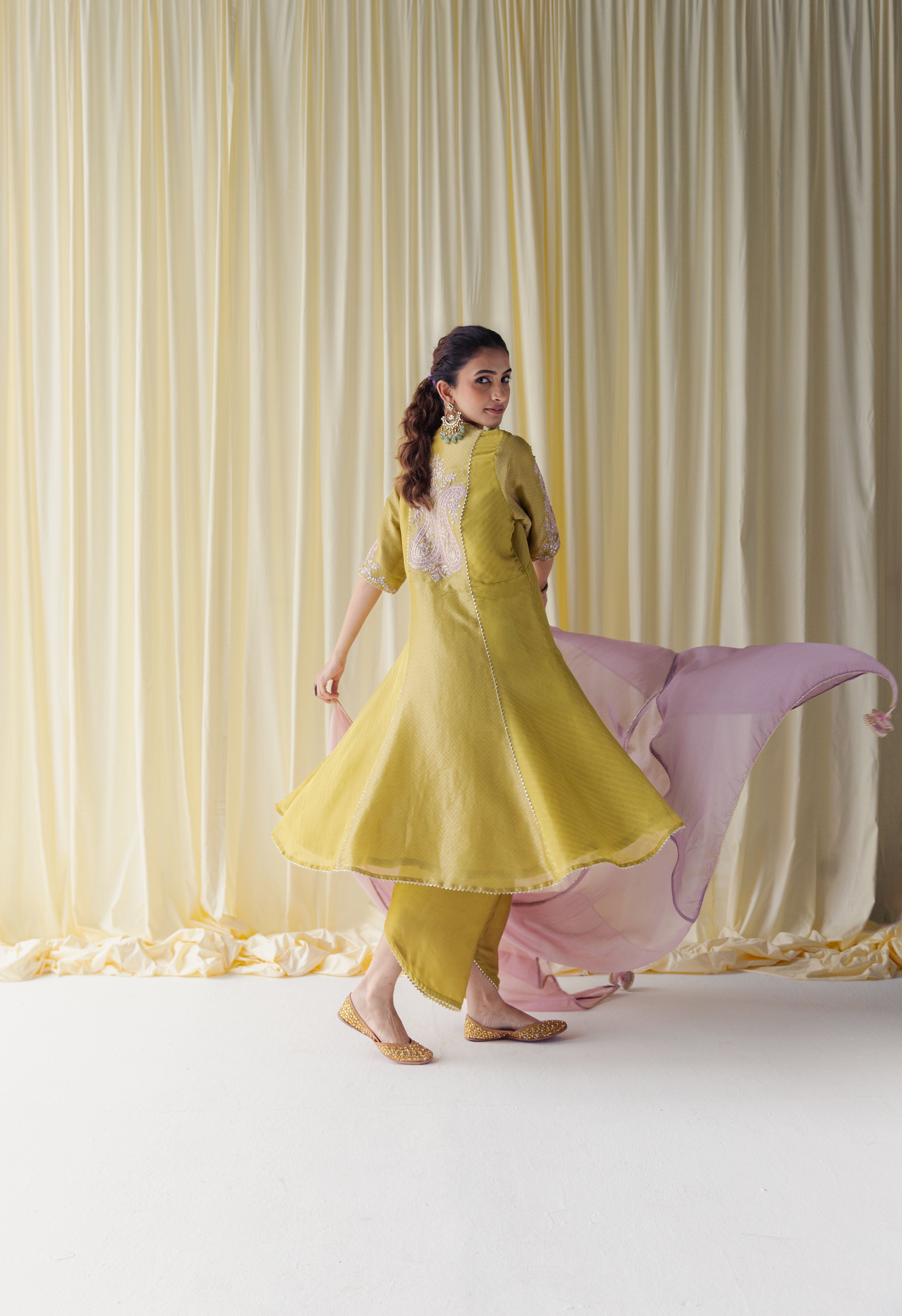Ahana Kurta Set