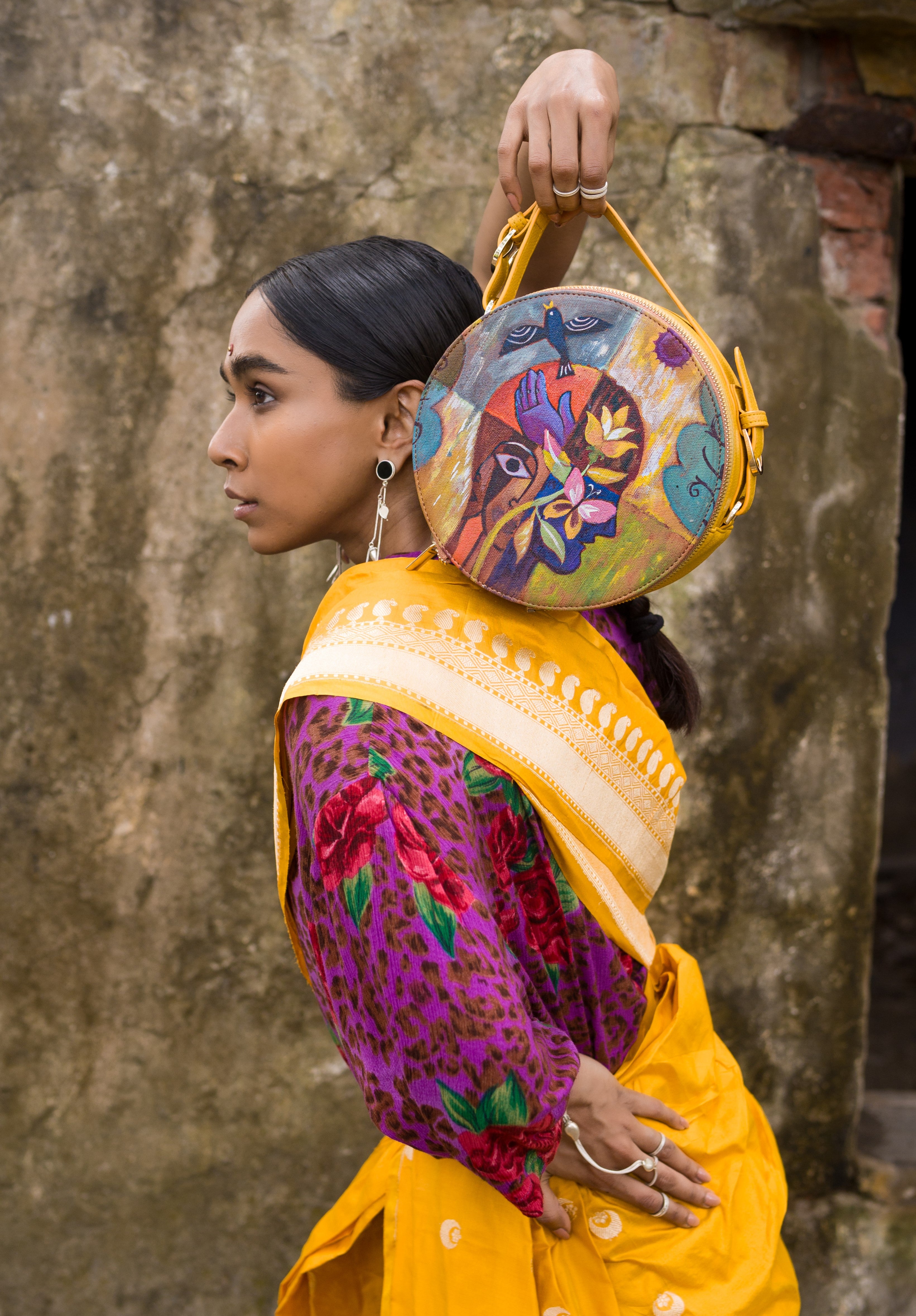 Adwitya Round Sling Bag