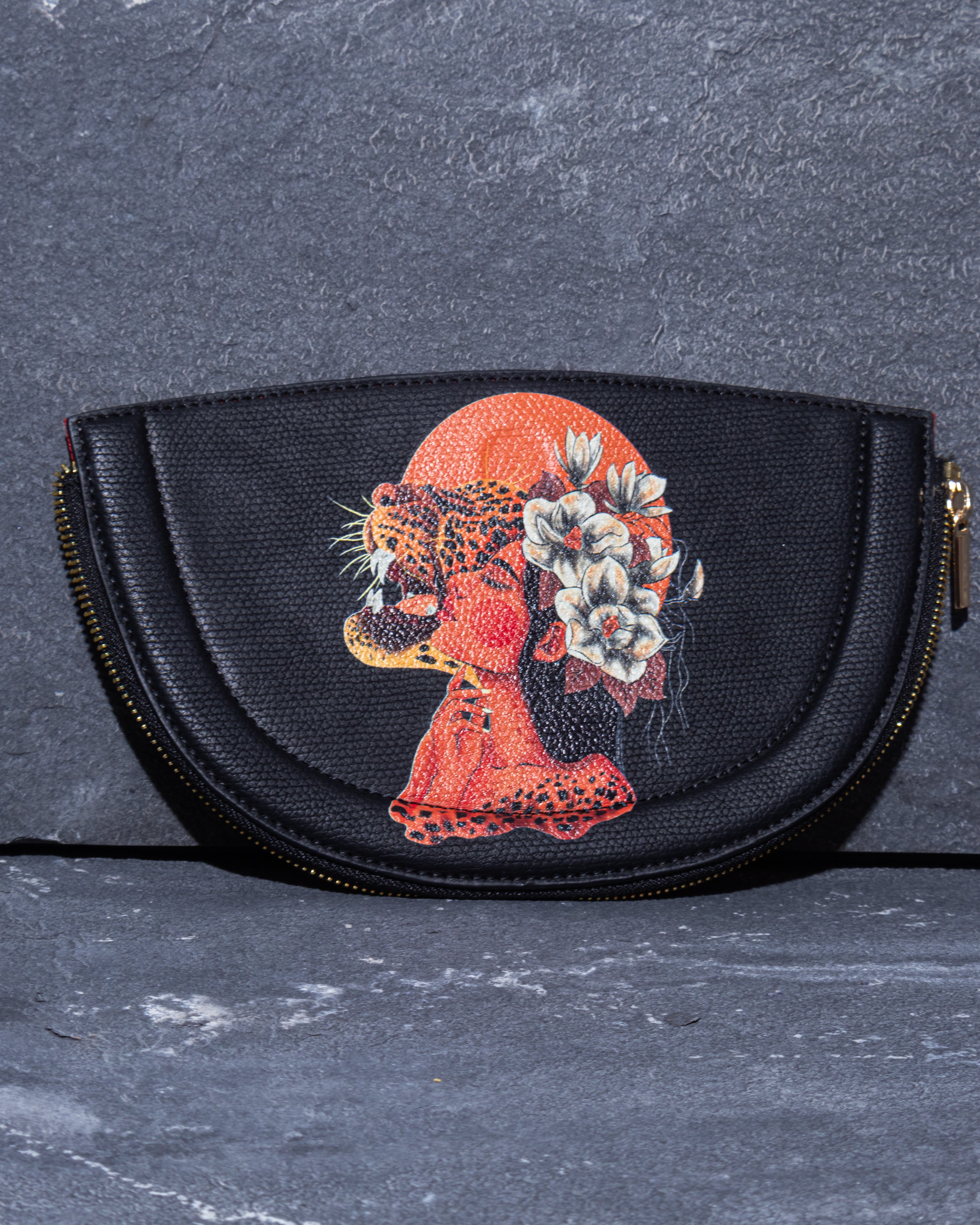ANIMAL BUNDLE HALF MOON BAG Black