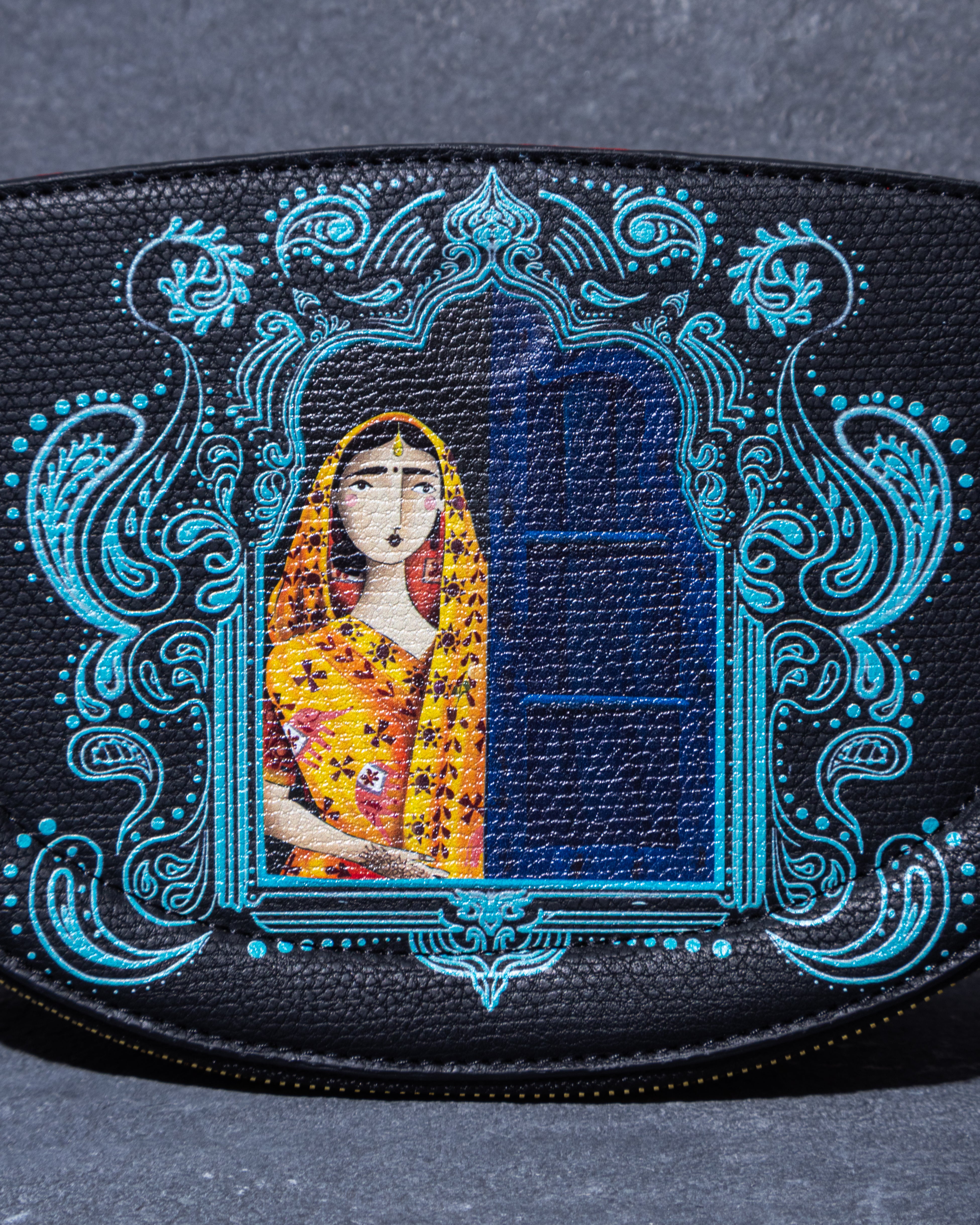 GRANDEUR BUNDLE HALF MOON BAG Black
