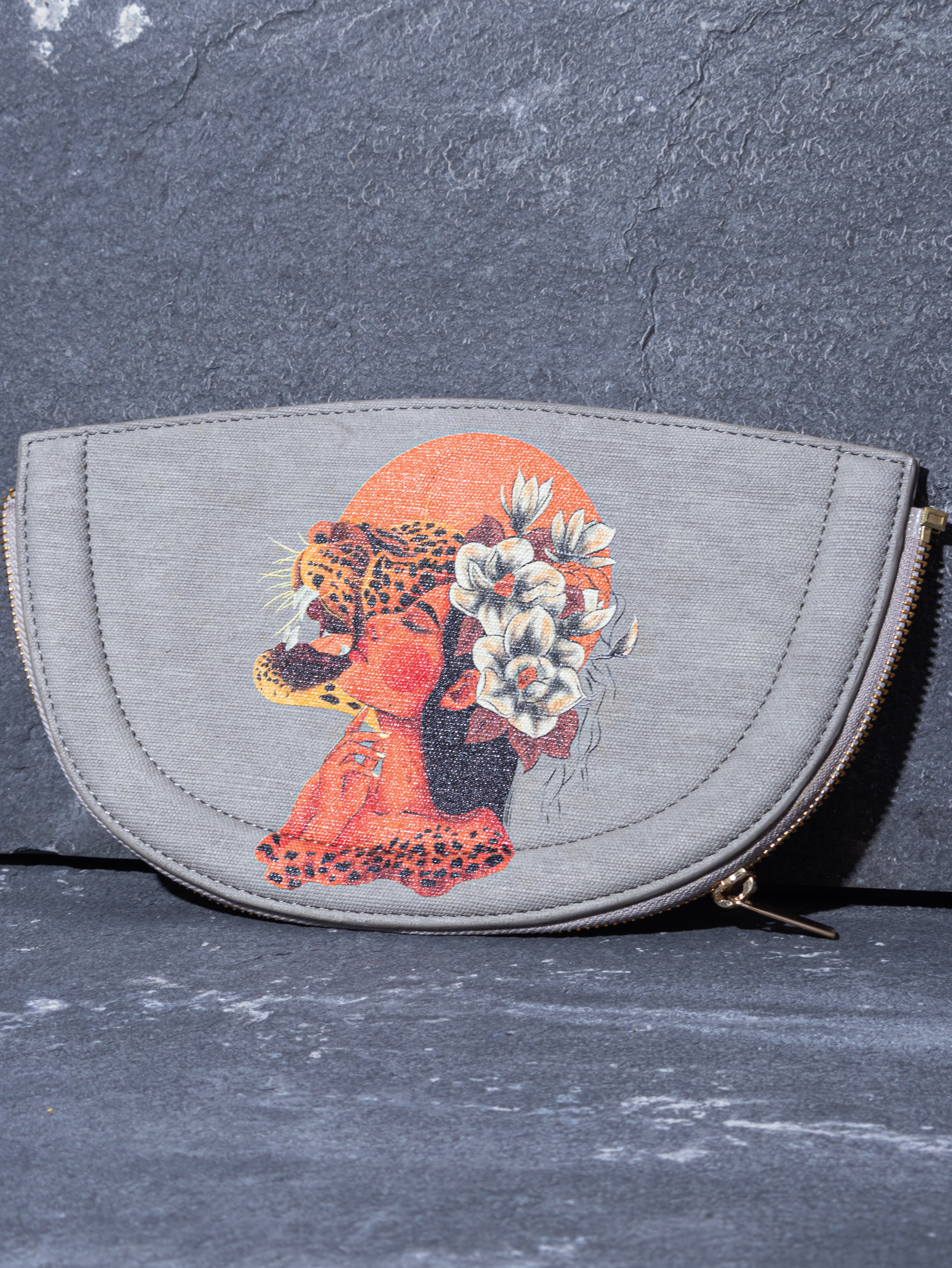 ANIMAL BUNDLE HALF MOON BAG Grey