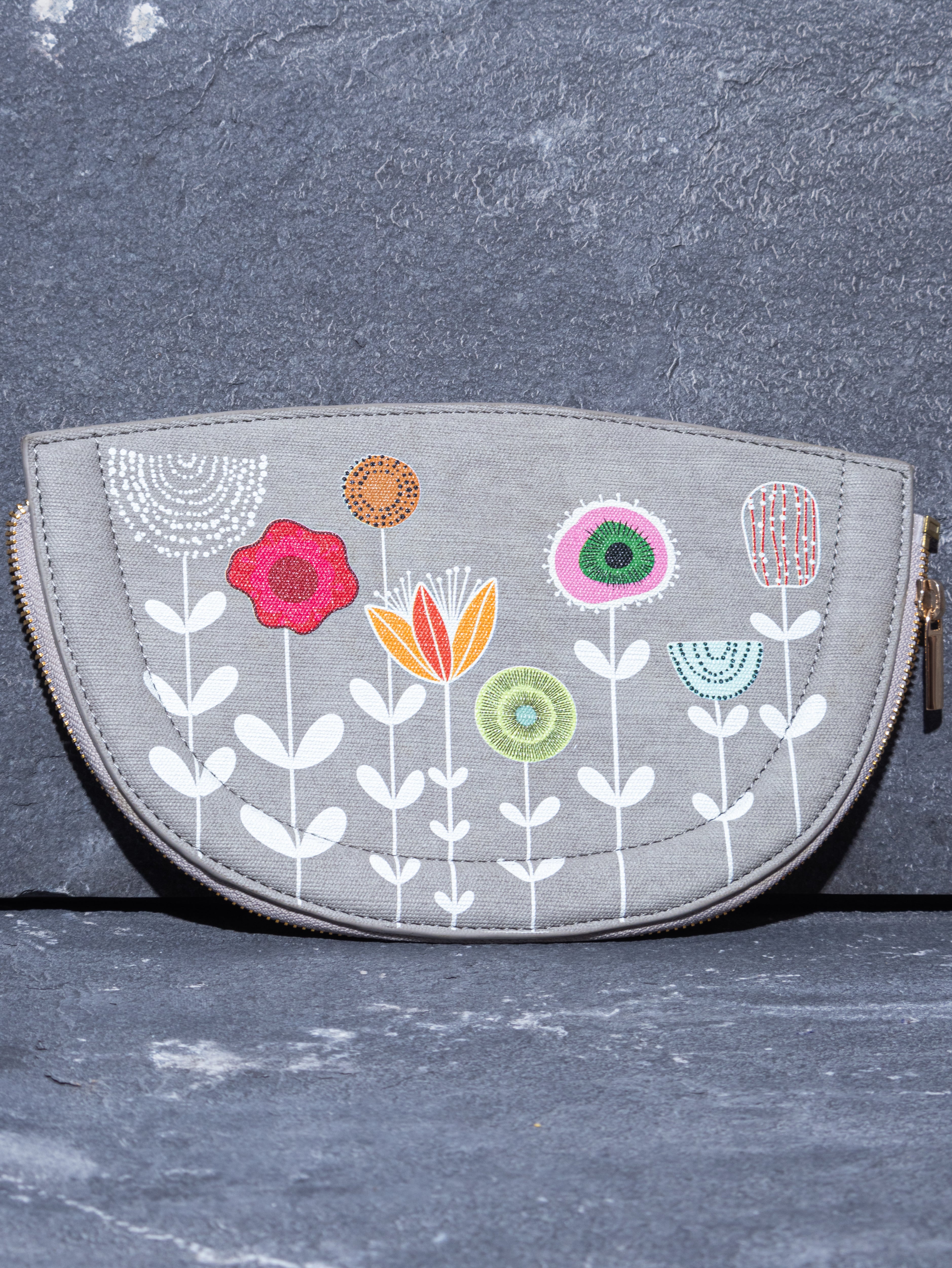 FLORAL BUNDLE HALF MOON BAG Grey
