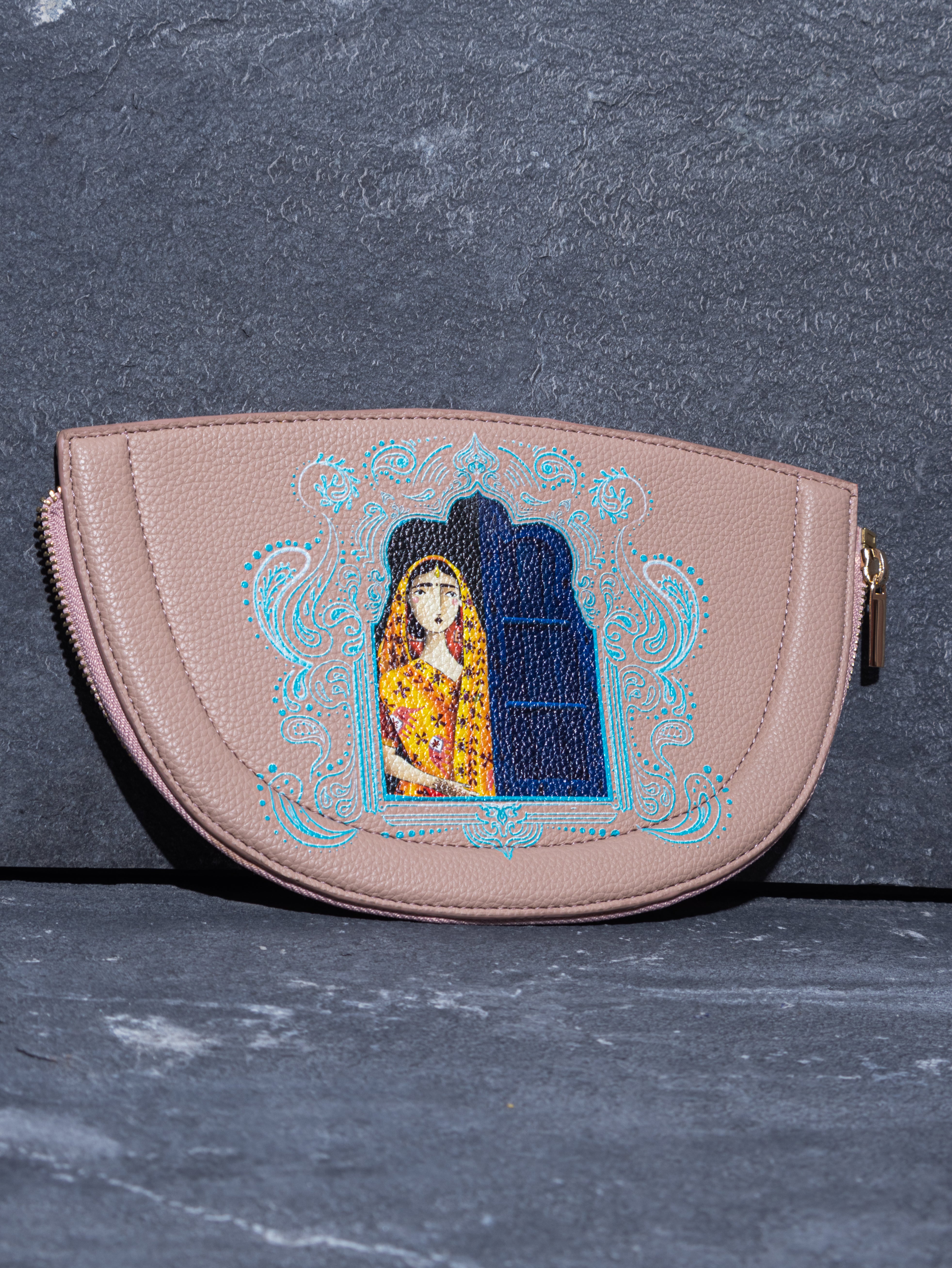 ABSTRACT BUNDLE HALF MOON BAG Pink