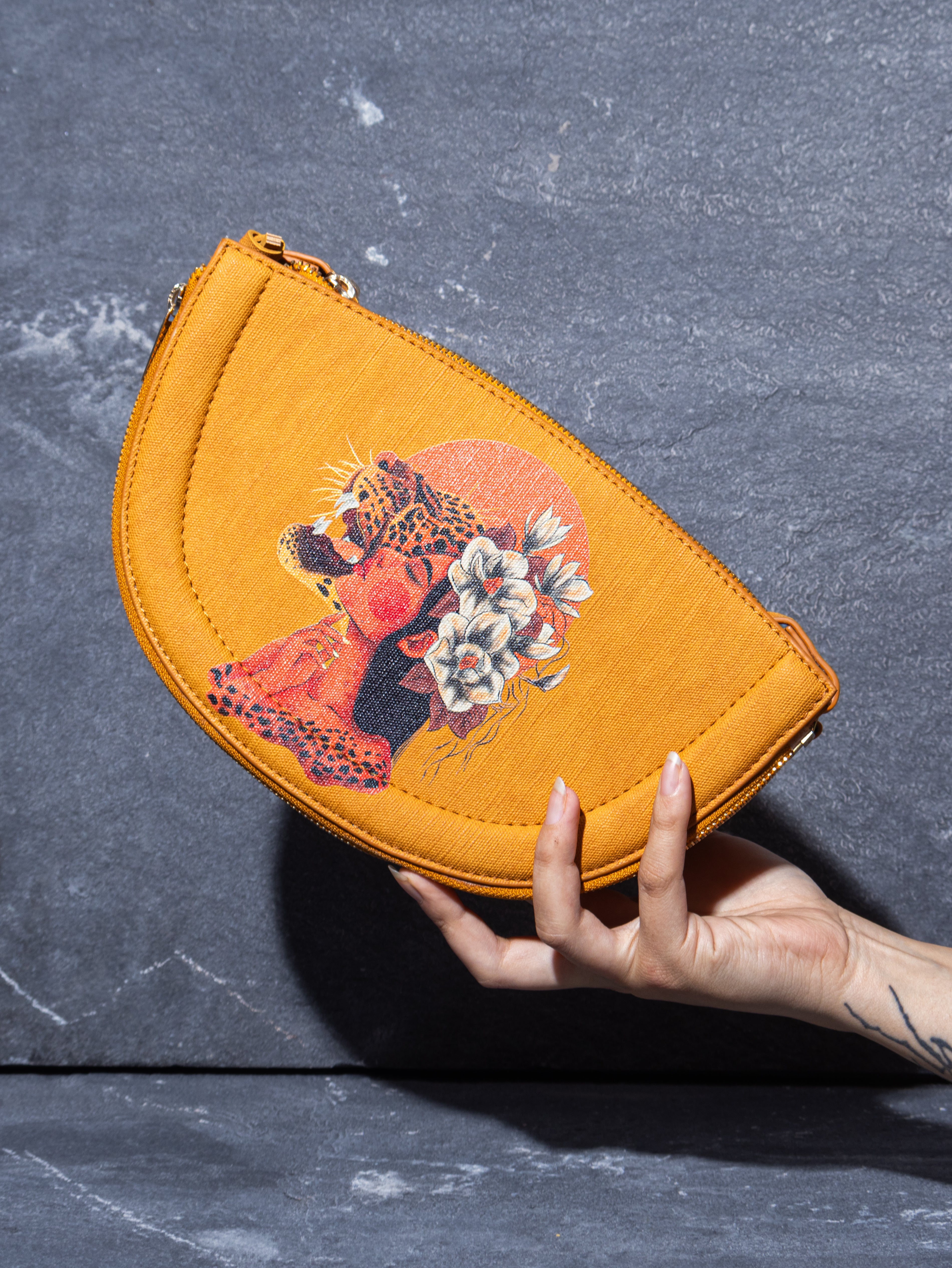ABSTRACT BUNDLE HALF MOON BAG Yellow