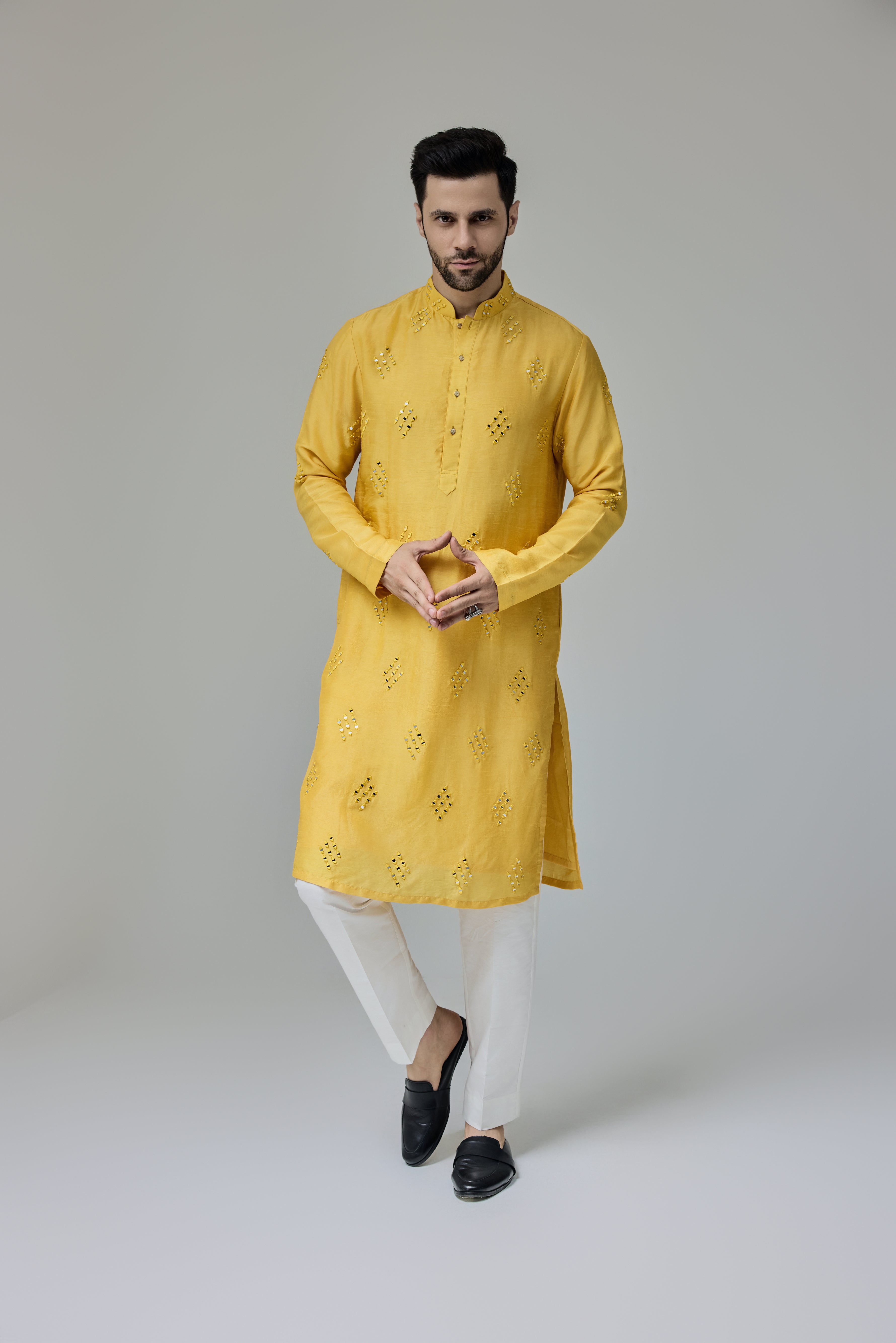 Yellow Kurta With Mirror Work Motifs