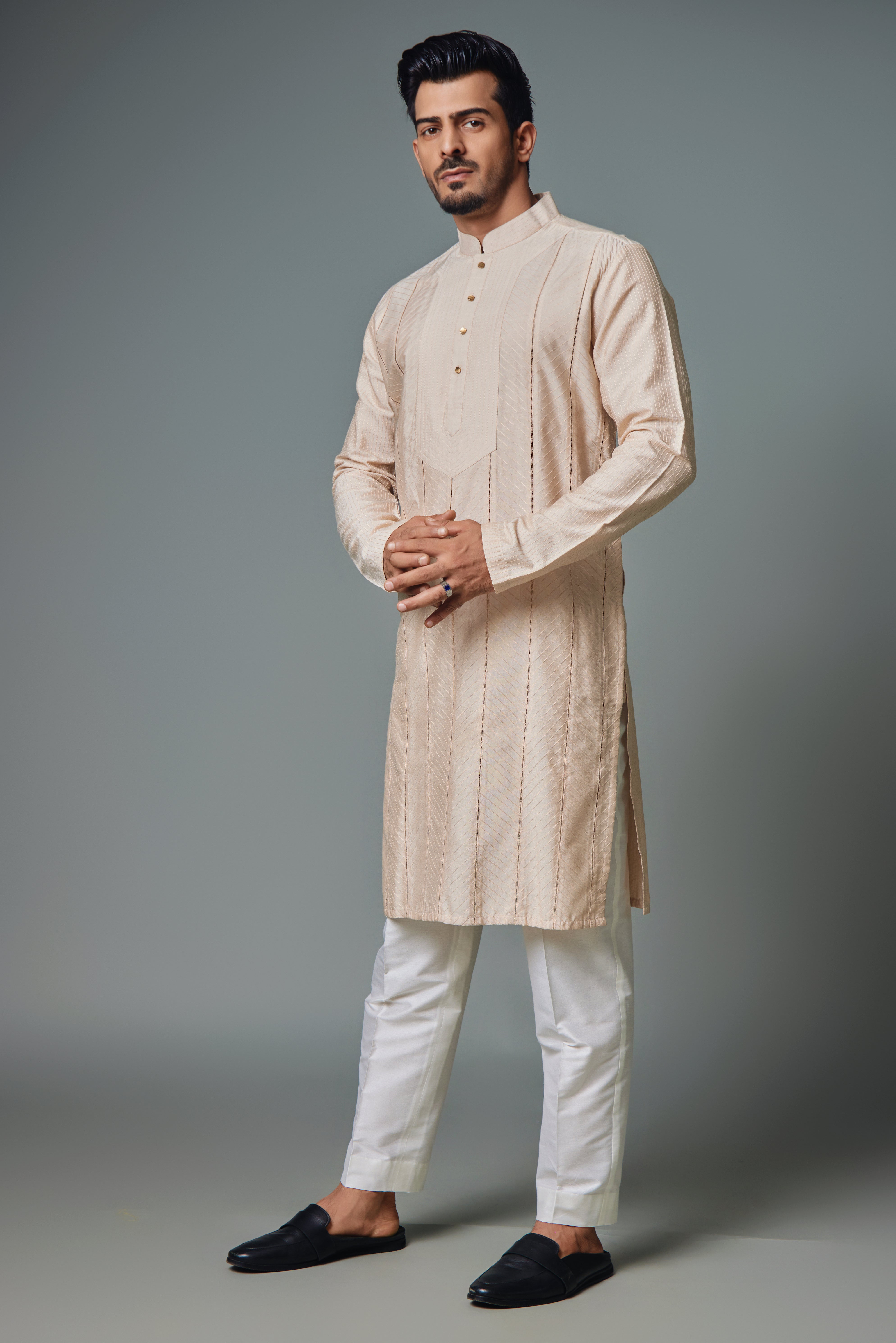Light Cream Tagain Kurta Set With Yoke