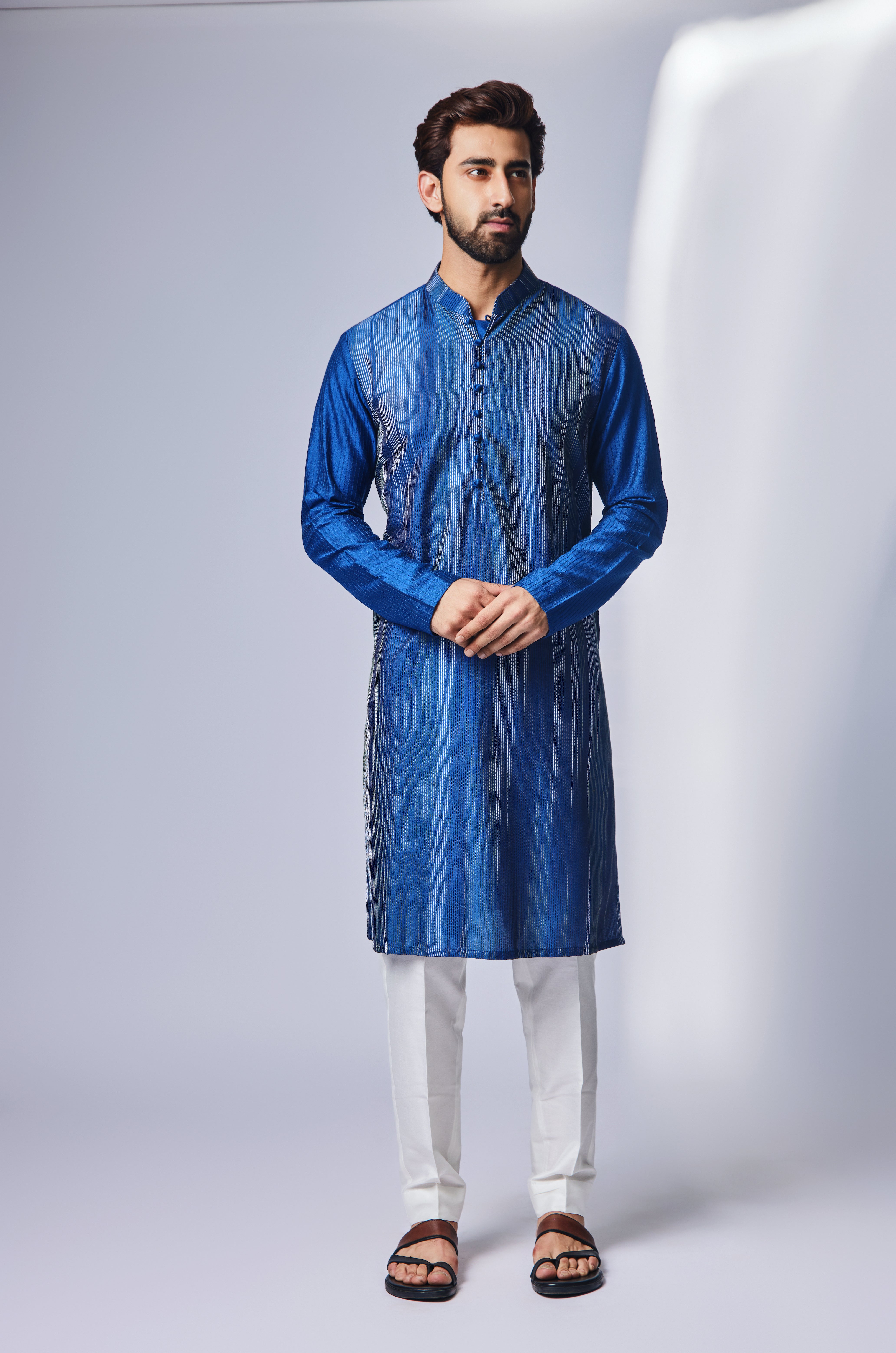 Blue White Tagai Design Kurta Set