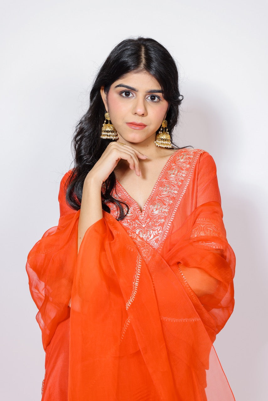 Suhag Pitara Kurta Set