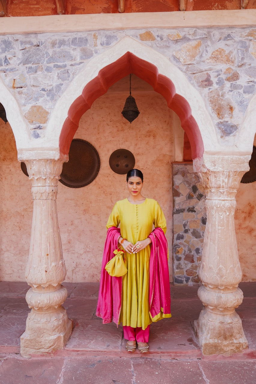 Kacha Aam Anarkali Set