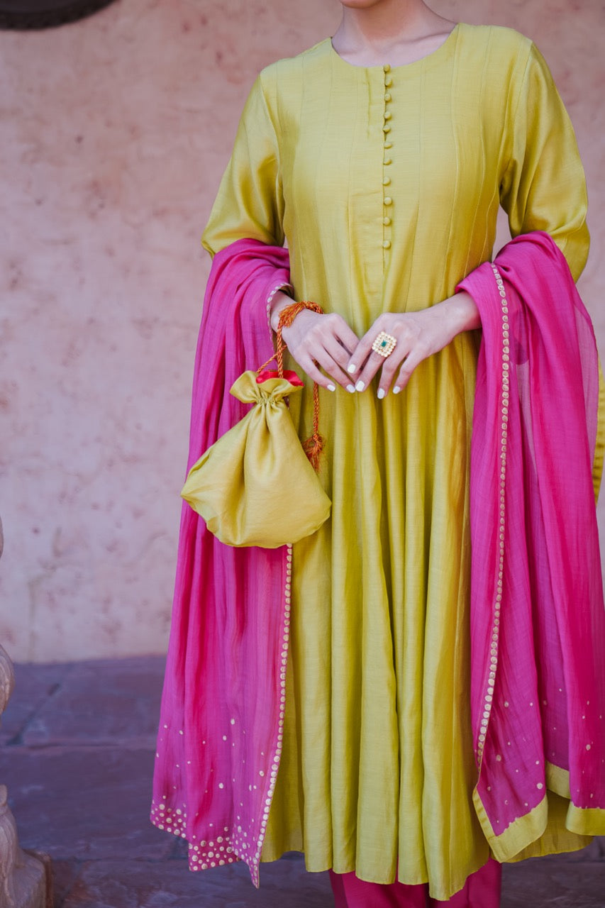 Kacha Aam Anarkali Set