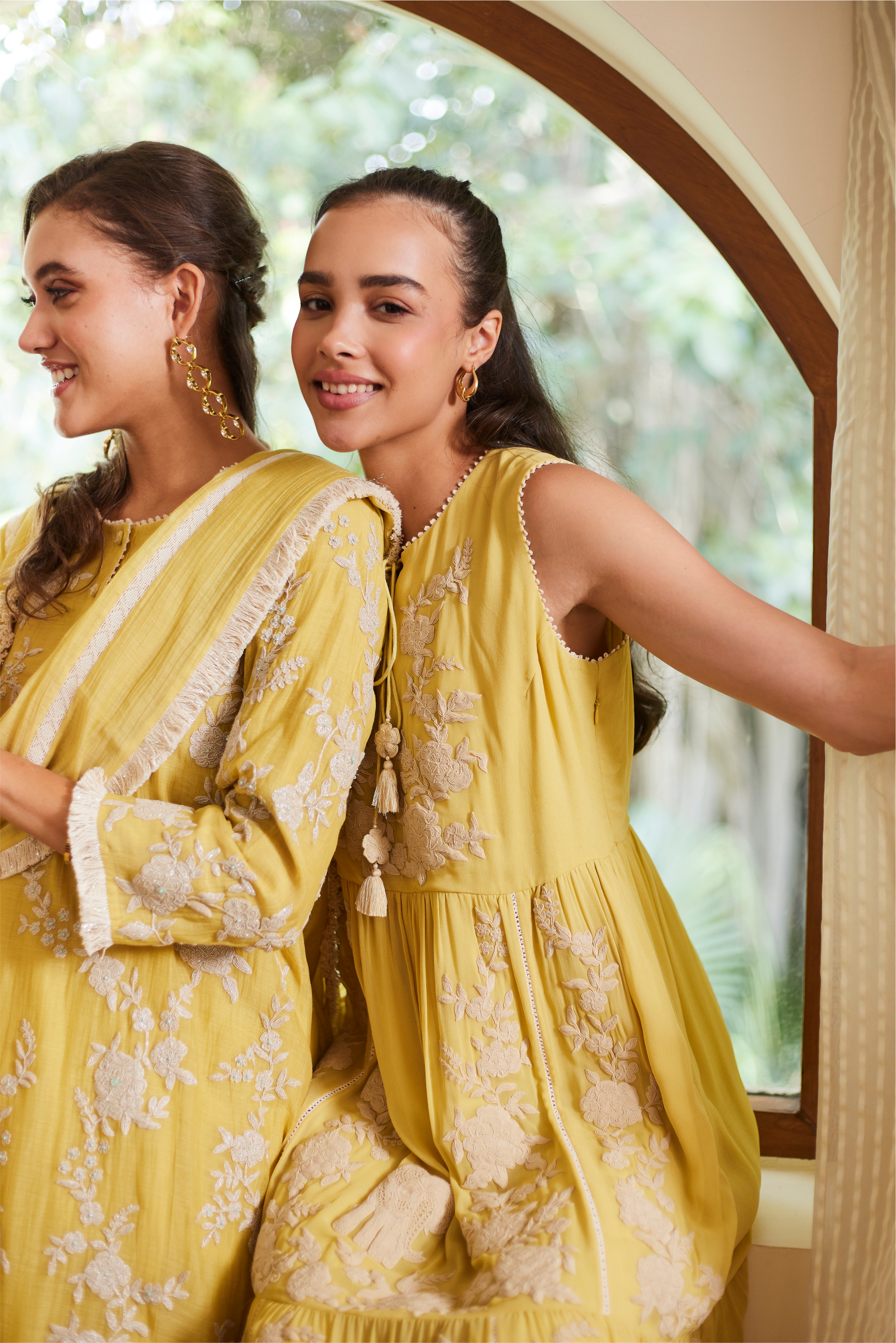 FALL YELLOW WHITE ELEPHANT DRESS FALL YELLOW WHITE ELEPHANT DRESS