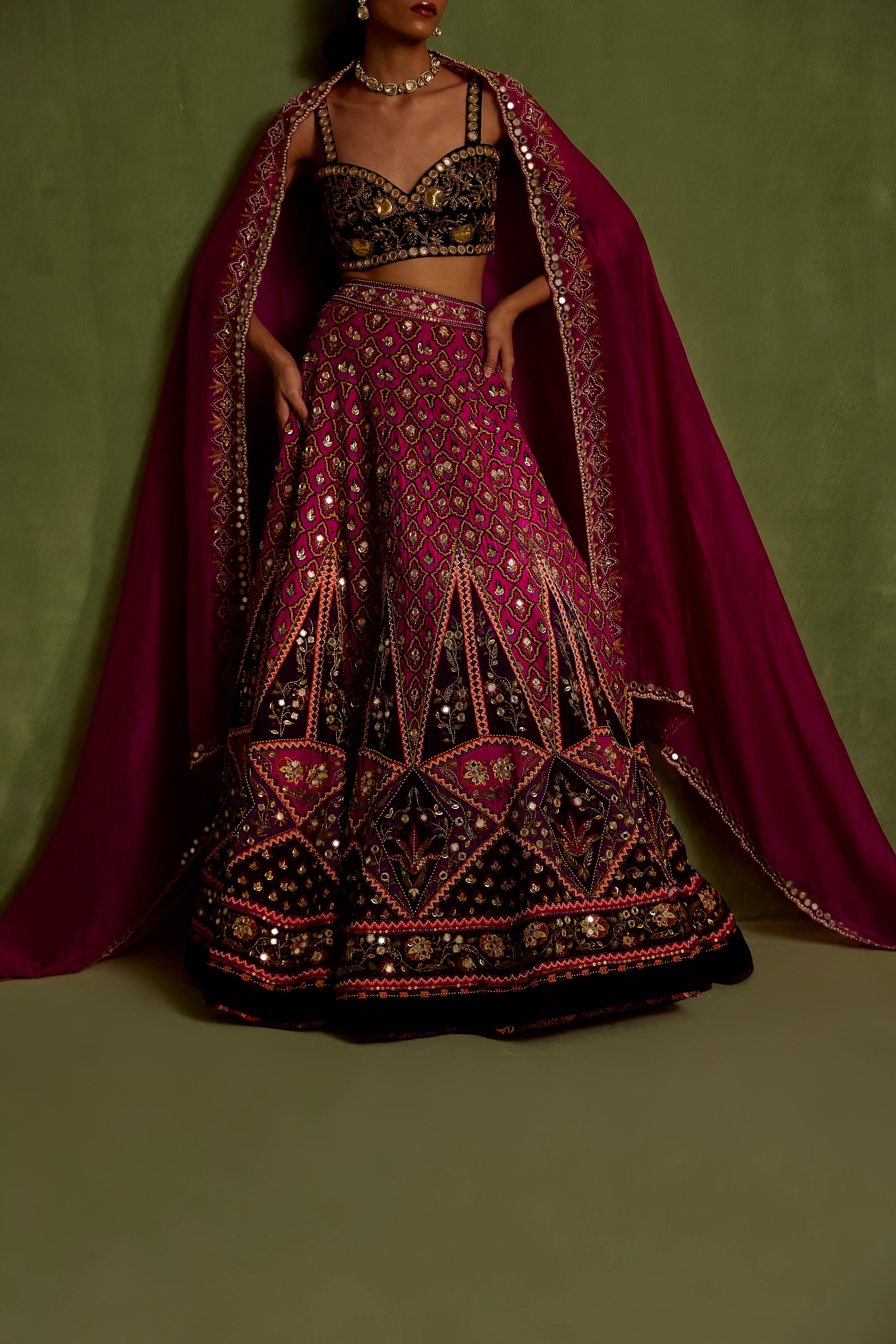 Magenta Print Quatrefoil Sweetheart Neck Lehenga And Blouse Set