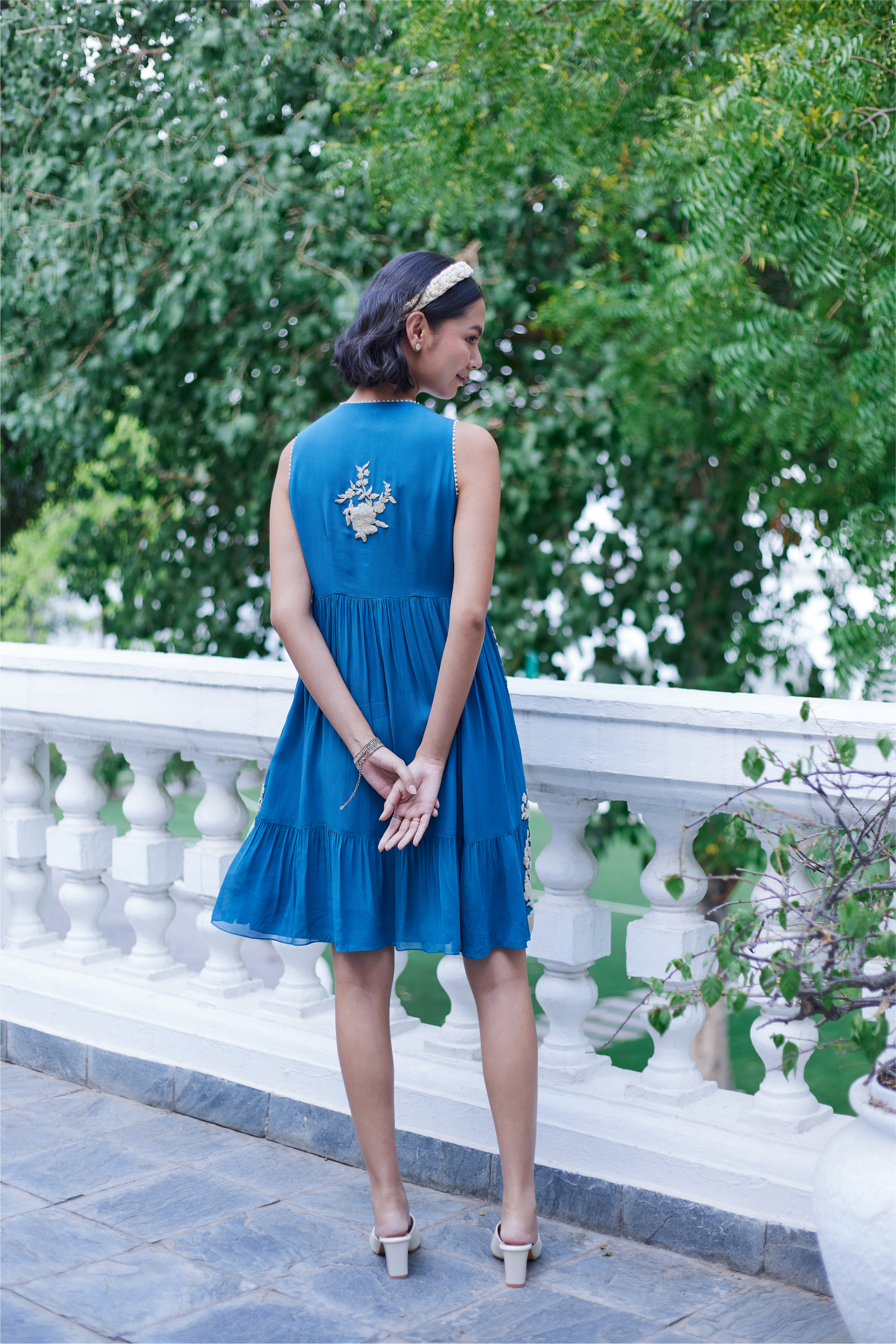 AMBAR BLUE WHITE ELEPHANT DRESS AMBAR BLUE WHITE ELEPHANT DRESS