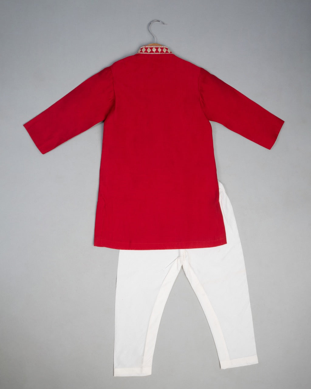 Red Knot Emb kurta