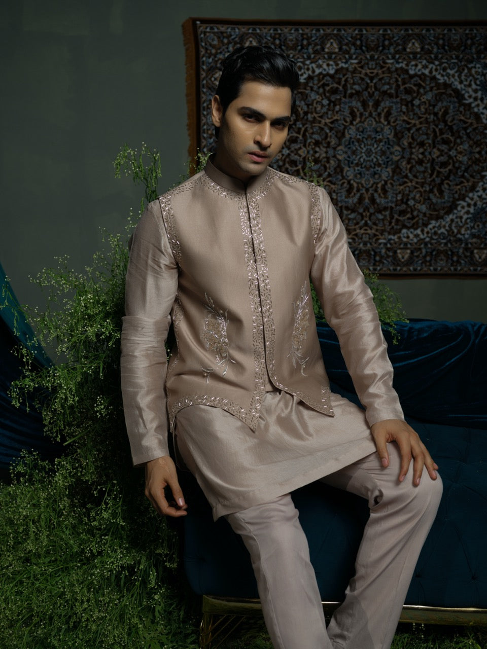 Bold Border Bundi only