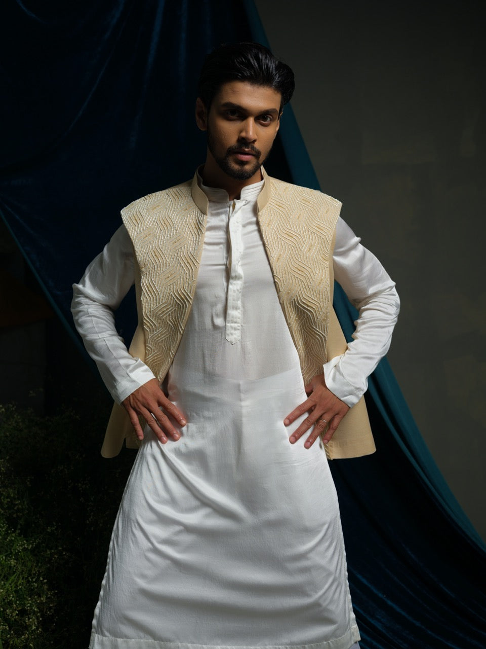 Broad Lapel Bundi Set