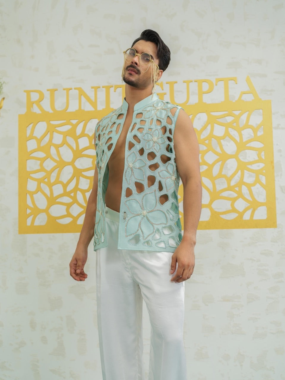 Blue Cutwork Floral Bundi set