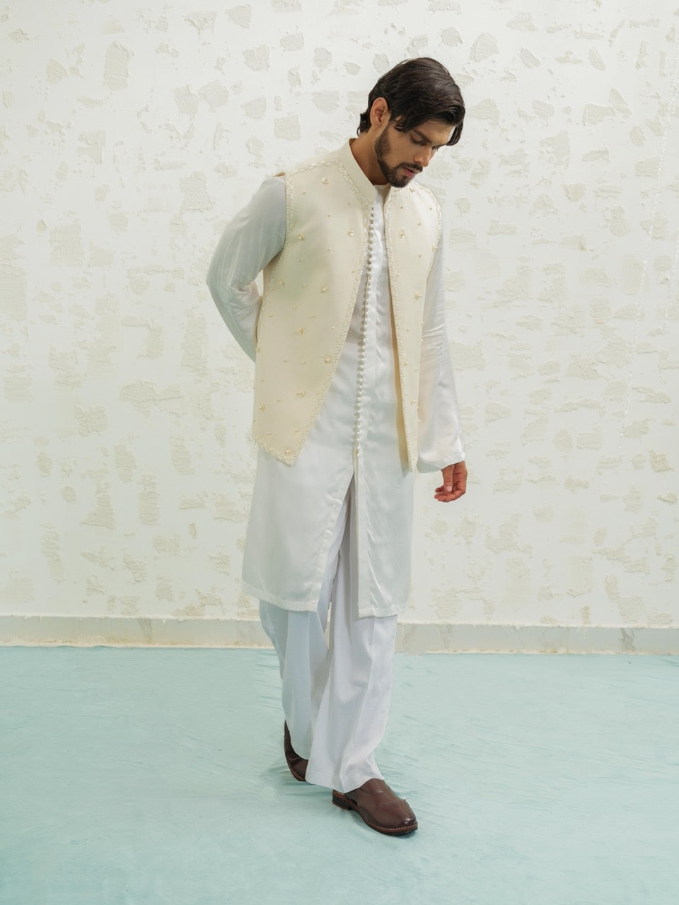 Cream button Bundi set