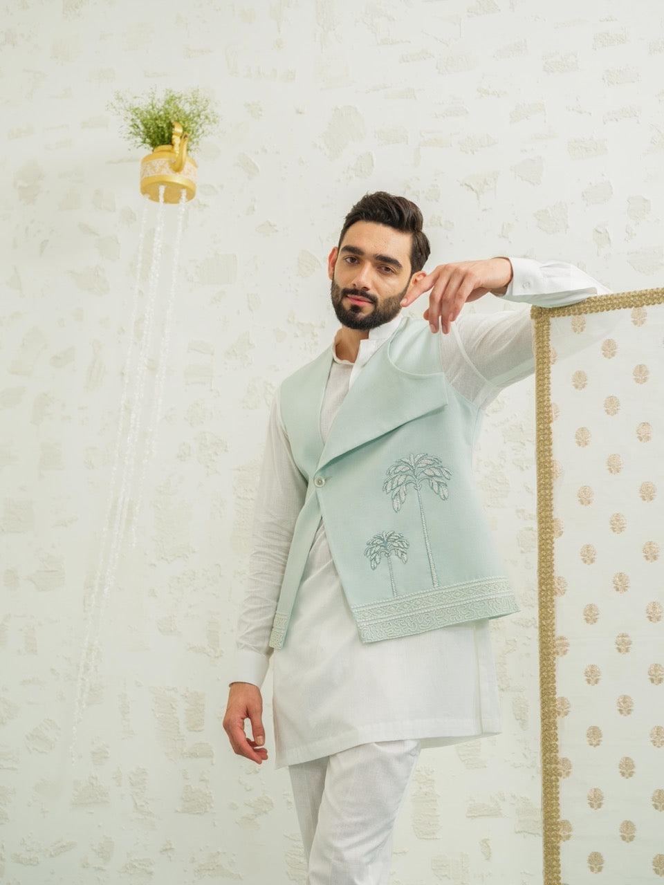 Flap Palm Blue Bundi only