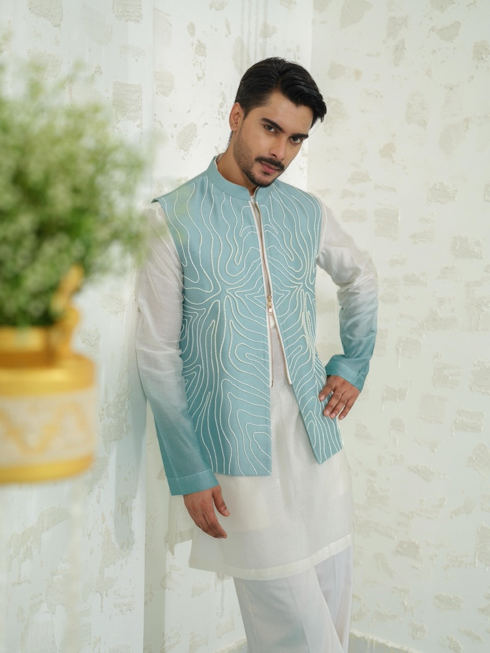Contour Blue Zipper bundi only
