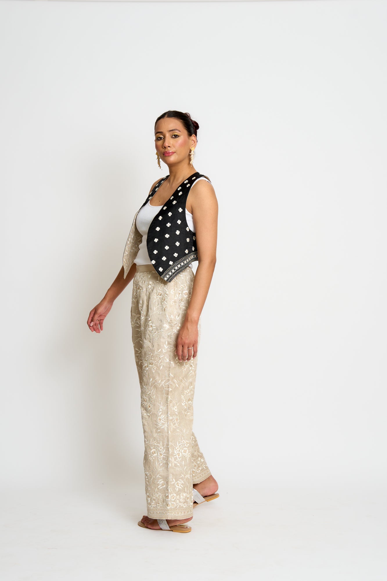 Kalki Reversible Waistcoat Beige & Black