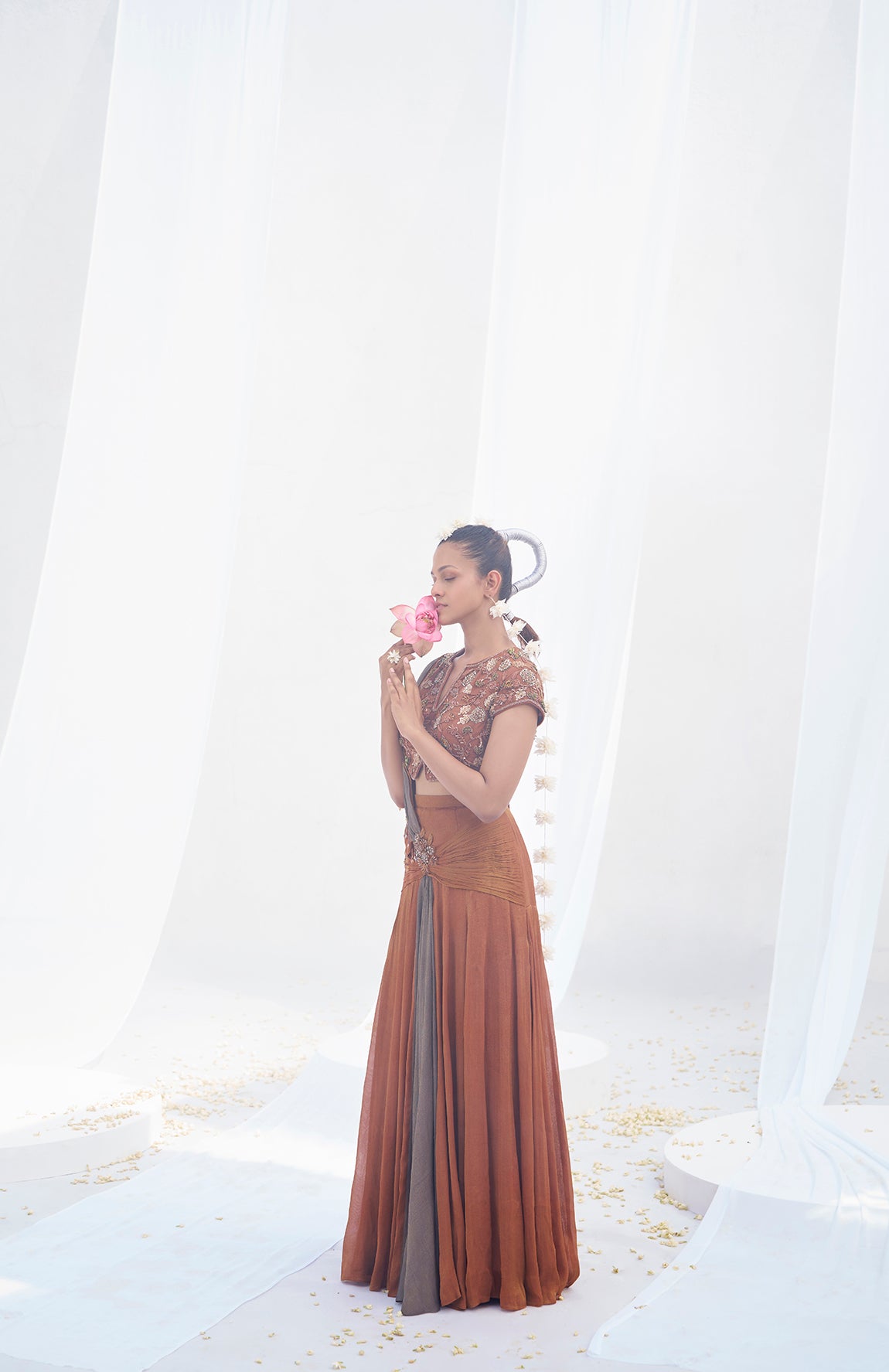 Dayamayi- Festive Draped saree blouse set S