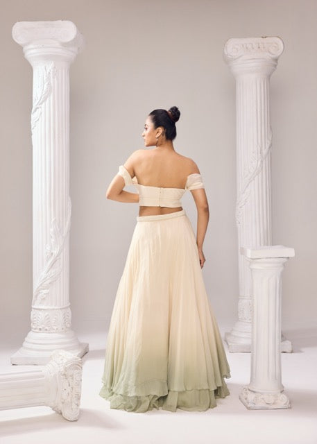 AMELIA PEARL LEHENGA