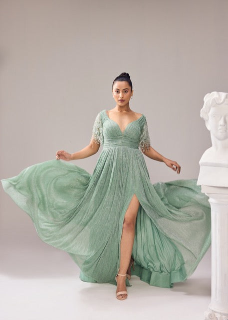 GLORY GOWN