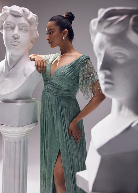 GLORY GOWN