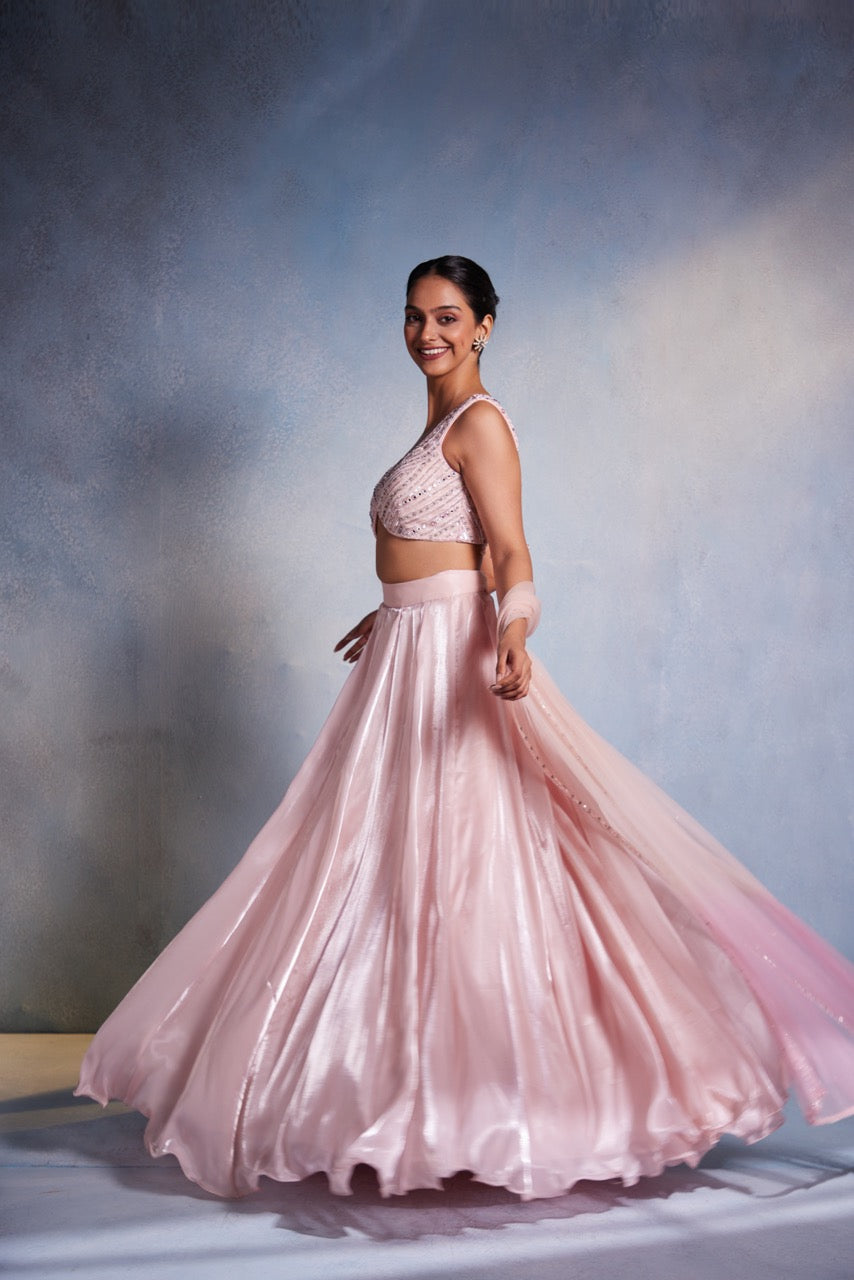 Aamani Lehenga