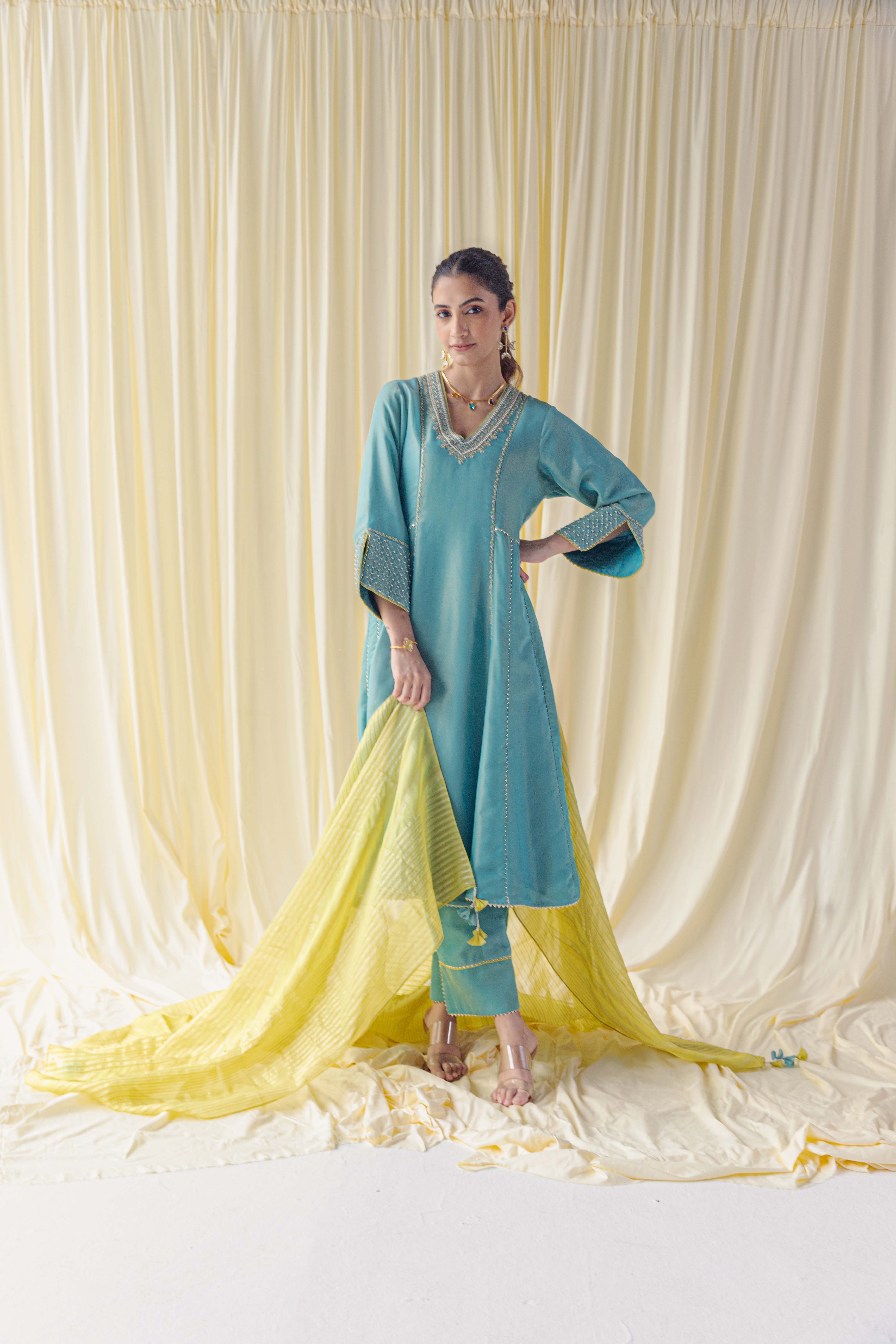 Rivaah Kurta Set