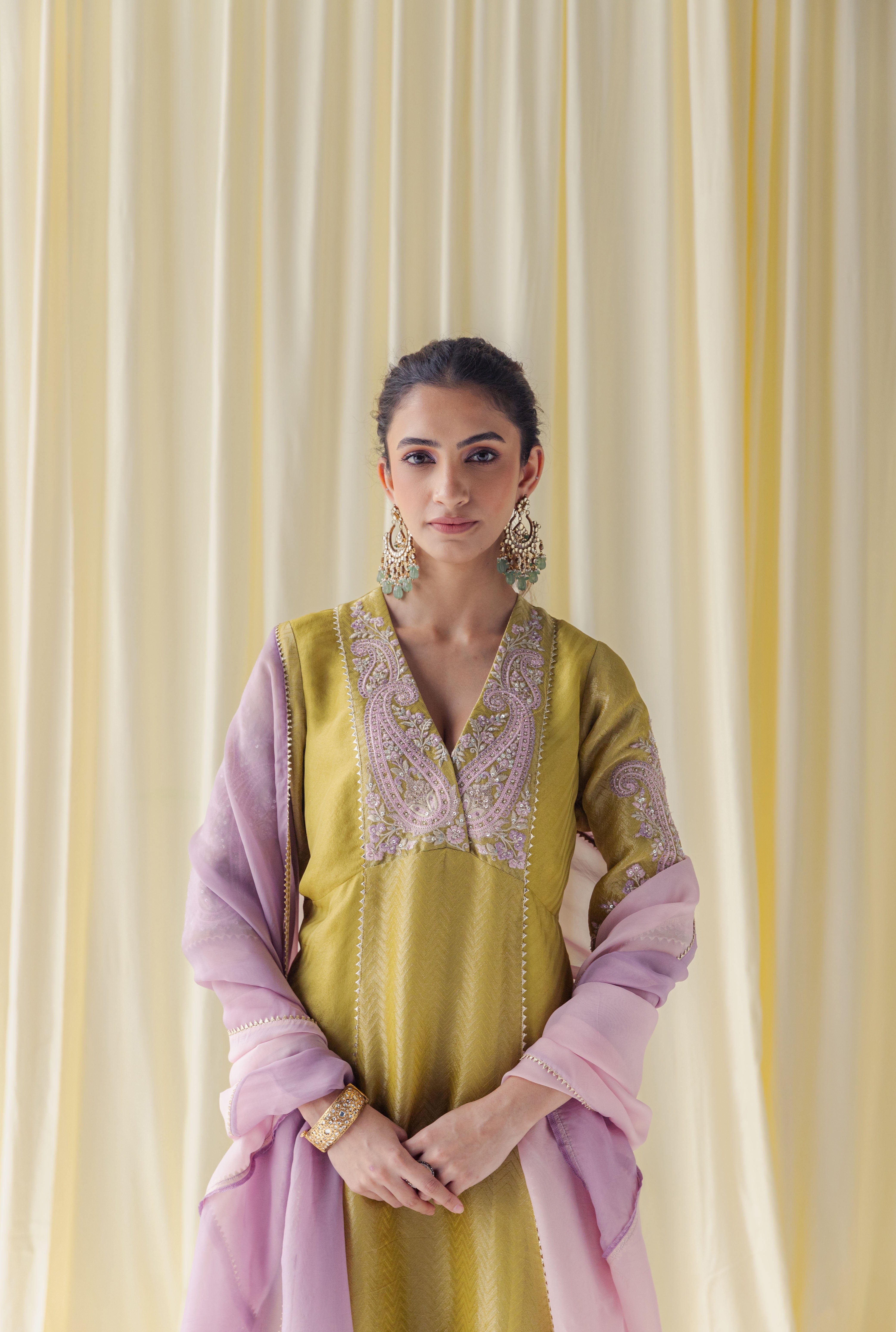 Ahana Kurta Set